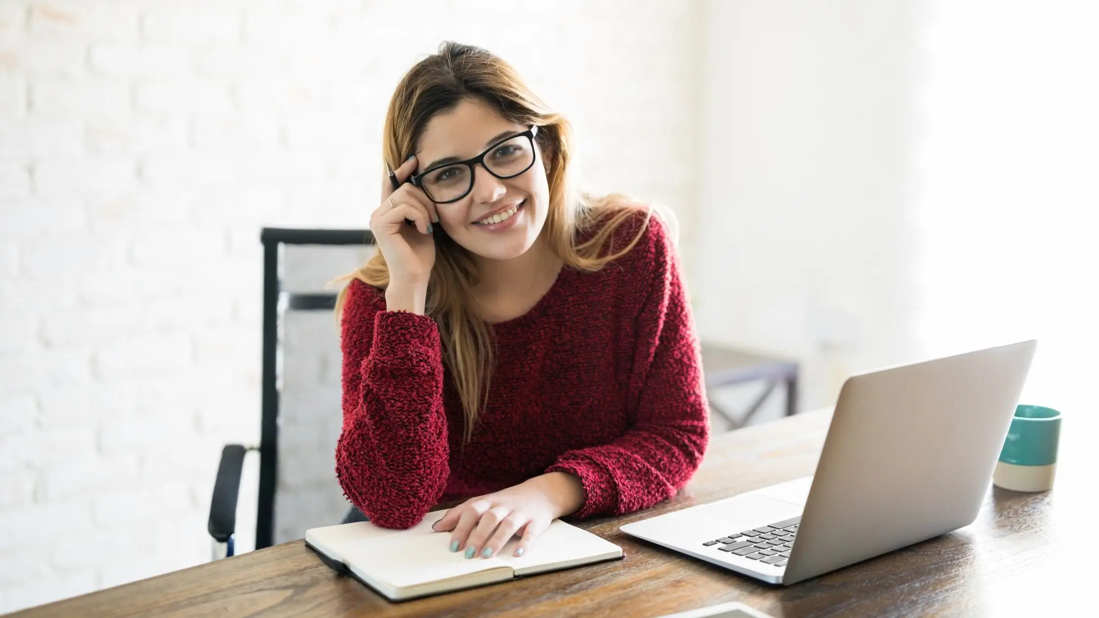 how to hire content writer
